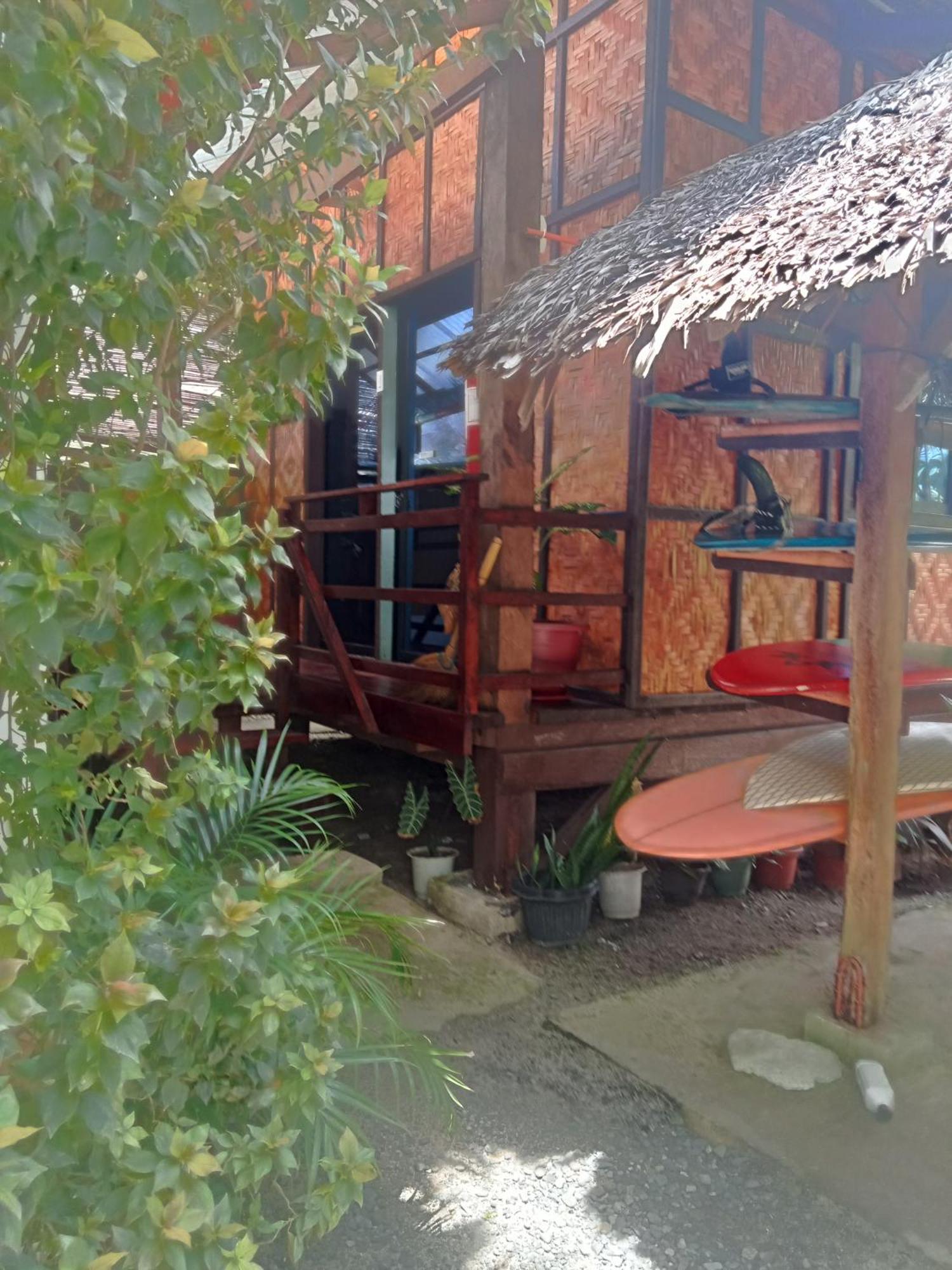 Weeroona Huts Homestay Pacifico San Isidro  Exteriér fotografie